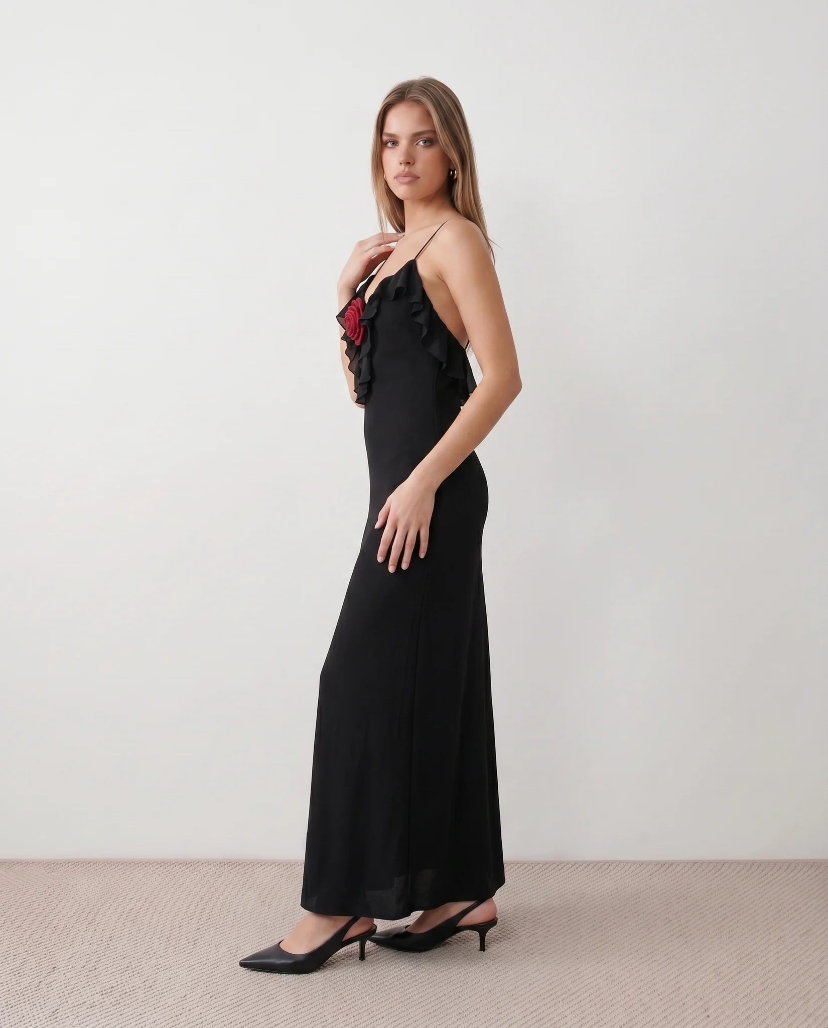 Nova Cocktail Spaghetti Strap Maxi Dress in Black — side view