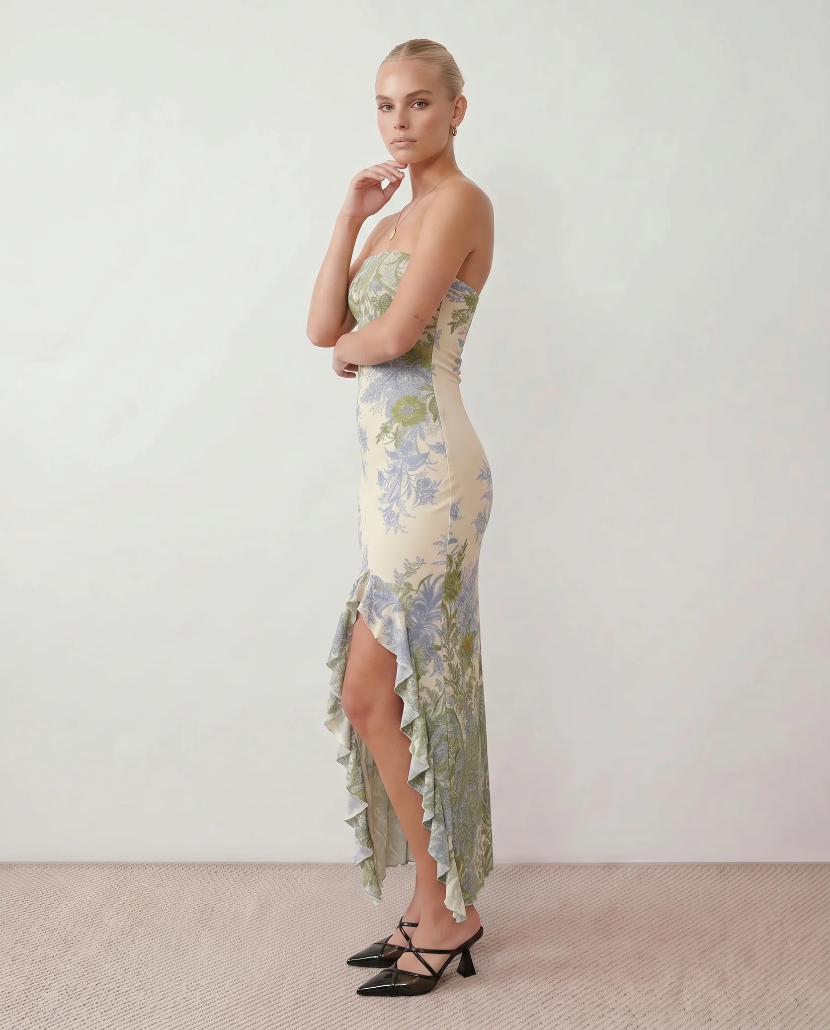 Madelyn Wedding Guest Floral Maxi Dress in Floral Green — side view